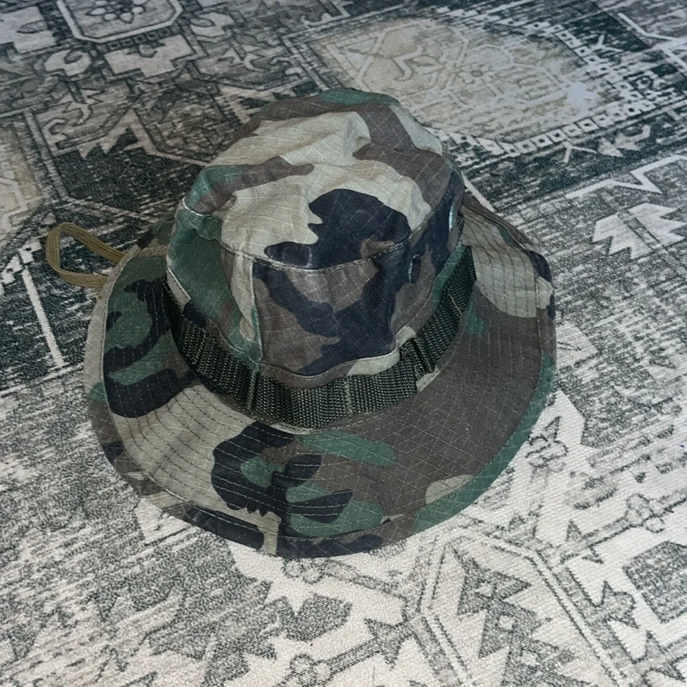 Military style brimmed camo hat Size 7 1/4